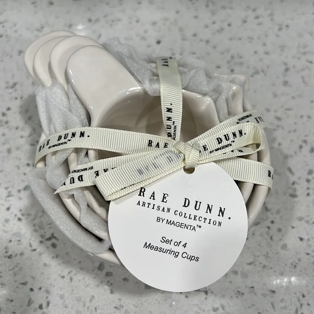 New Rae Dunn Set of 4 Measuring Cups - Picture 3 of 8